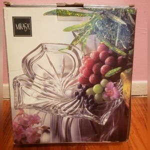 Mikasa Flores 13-Inch Platter Crystal Dinnerware Fruit New